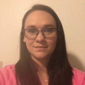 Meet your Posher, Hayley